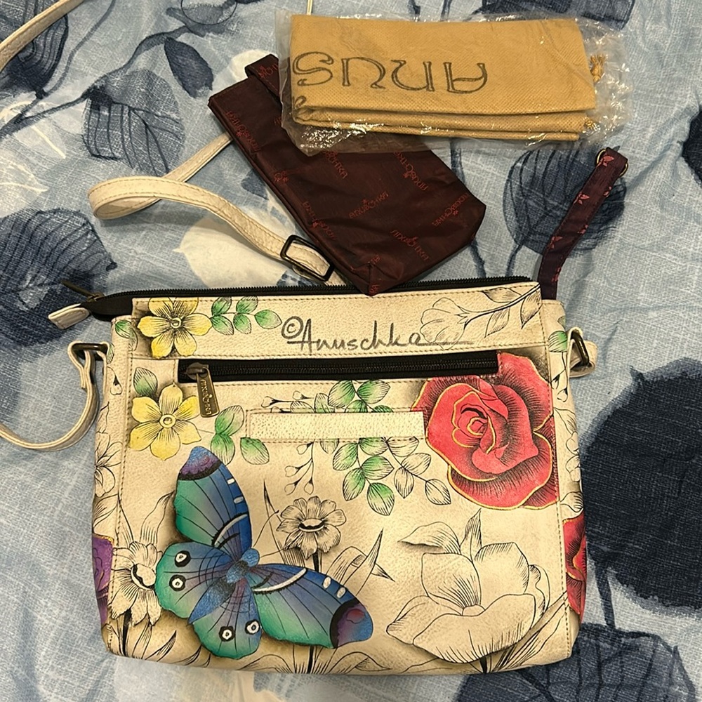 Anushka Floral Paradise
